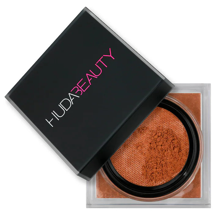 HUDA BEAUTY Easy Bake Loose Baking & Setting Powder