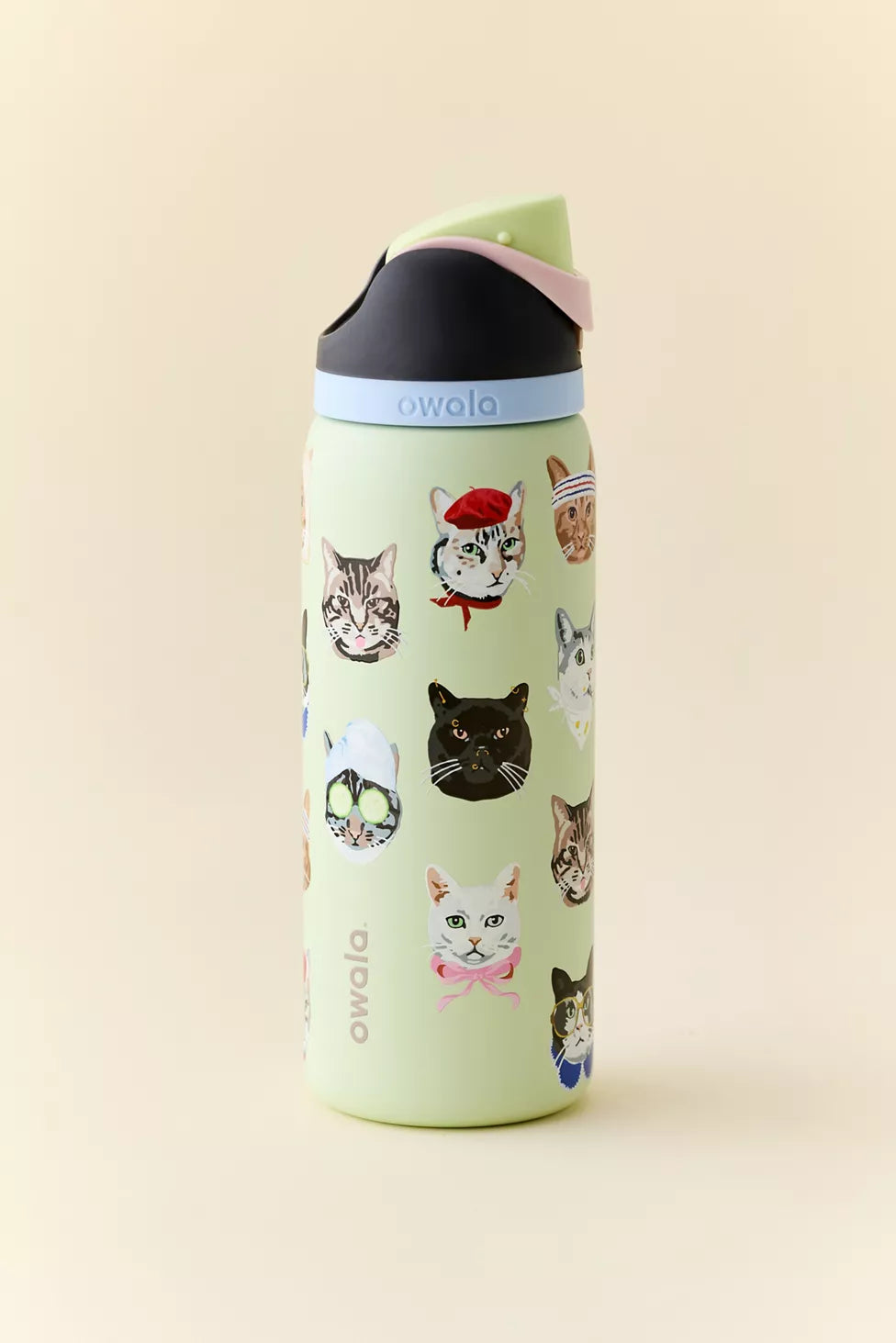 Owala UO Exclusive FreeSip 32 oz *Pre-Order*