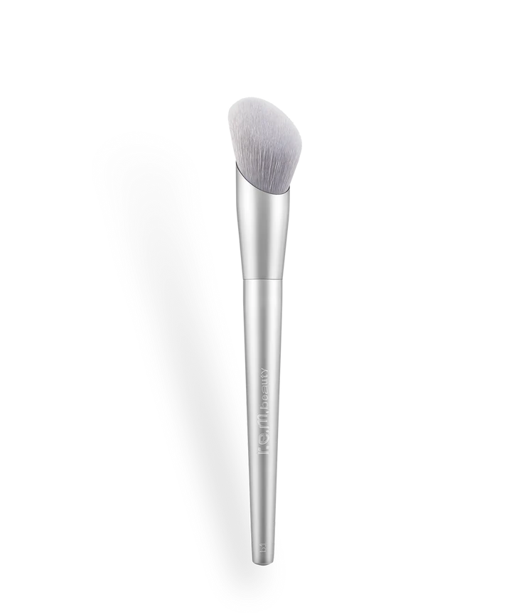 rem beauty hypernova blush brush b1