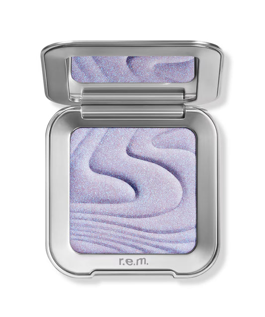 rem beauty interstellar highlighter topper