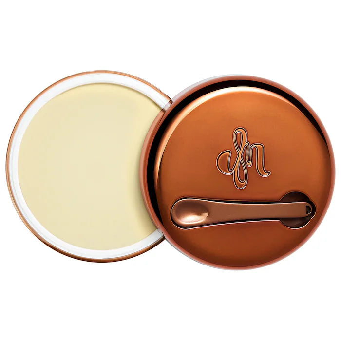 Danessa Myricks Beauty 
Yummy Skin Blurring Balm Powder -Universal Primer