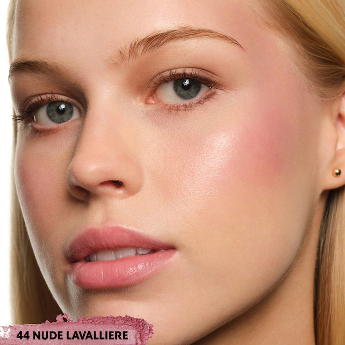 Yves Saint Laurent 
YSL Iconic Pink Make Me Blush & Loveshine Lip Oil Stick Set